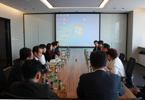 韓國(guó)忠州市考察團(tuán)來聯(lián)橋集團(tuán)參觀考察