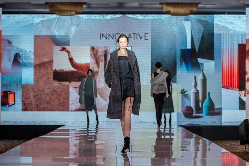 “創(chuàng)意 · 跨越 國家毛衫紗線資源共享平臺啟動儀式”在威海聯(lián)橋集團盛裝啟幕(圖29)