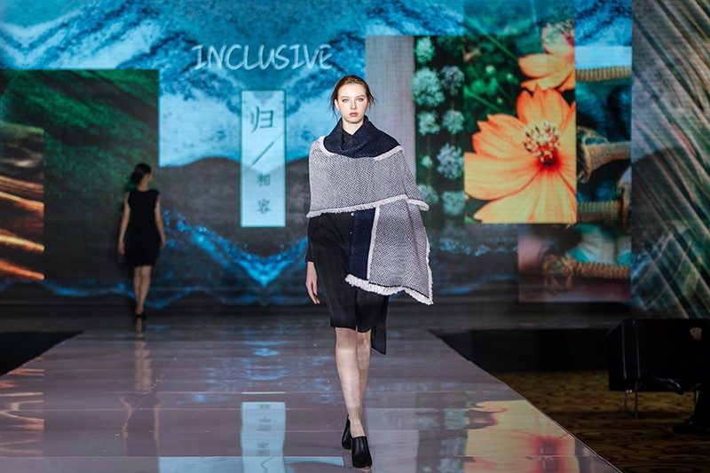 “創(chuàng)意 · 跨越 國家毛衫紗線資源共享平臺啟動儀式”在威海聯(lián)橋集團盛裝啟幕(圖46)