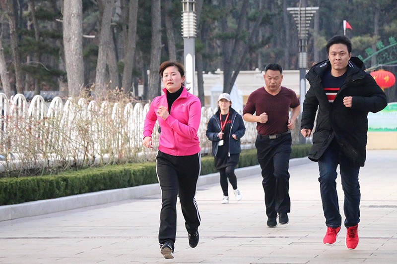 聯(lián)橋集團(tuán)2019春季越野賽燃情開(kāi)賽(圖18) 聯(lián)橋集團(tuán)2019春季越野賽燃情開(kāi)賽(圖18)