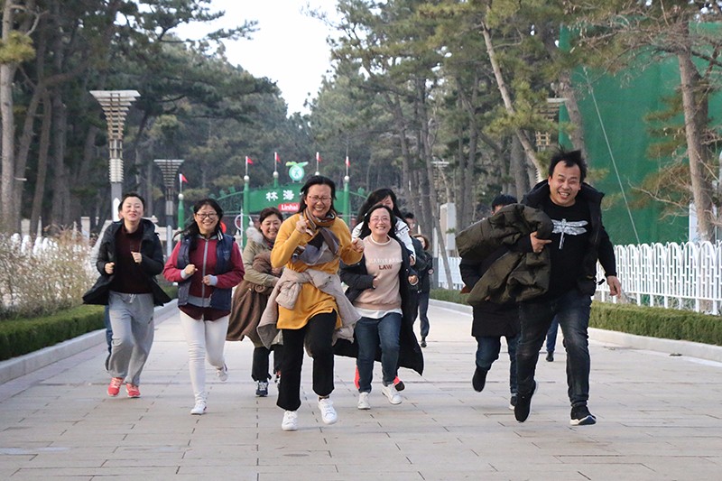 聯(lián)橋集團(tuán)2019春季越野賽燃情開(kāi)賽(圖19) 聯(lián)橋集團(tuán)2019春季越野賽燃情開(kāi)賽(圖19)