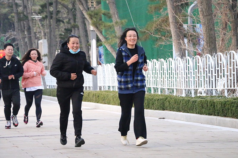 聯(lián)橋集團(tuán)2019春季越野賽燃情開(kāi)賽(圖20) 聯(lián)橋集團(tuán)2019春季越野賽燃情開(kāi)賽(圖20)