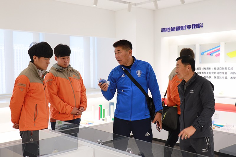 聯(lián)橋星期六足球隊(duì)與韓國群山足球聯(lián)隊(duì)上演跨國友誼賽(圖10)