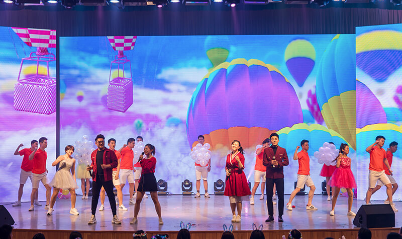歡欣鼓舞迎新春，滿懷豪情攀高峰 | 聯(lián)橋集團(tuán)2020迎新春聯(lián)歡晚會(huì)激情開(kāi)演(圖4)