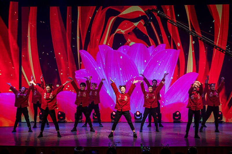 歡欣鼓舞迎新春，滿懷豪情攀高峰 | 聯(lián)橋集團(tuán)2020迎新春聯(lián)歡晚會(huì)激情開(kāi)演(圖12)