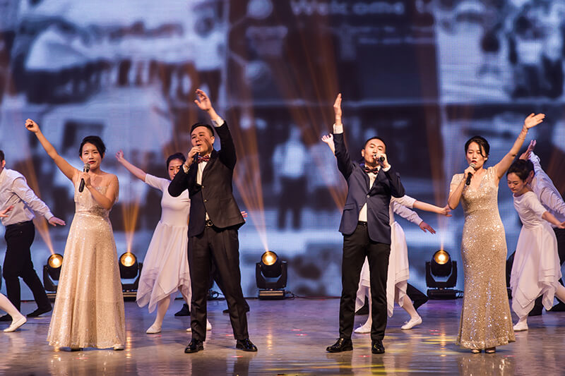 歡欣鼓舞迎新春，滿懷豪情攀高峰 | 聯(lián)橋集團(tuán)2020迎新春聯(lián)歡晚會(huì)激情開(kāi)演(圖25)