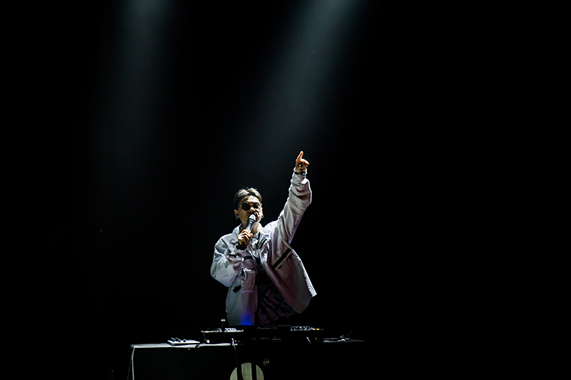 歡欣鼓舞迎新春，滿懷豪情攀高峰 | 聯(lián)橋集團(tuán)2020迎新春聯(lián)歡晚會(huì)激情開(kāi)演(圖41)