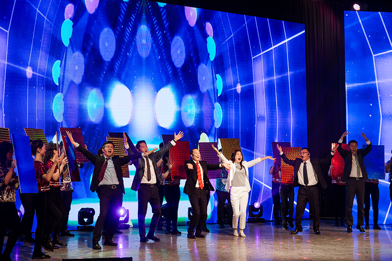 歡欣鼓舞迎新春，滿懷豪情攀高峰 | 聯(lián)橋集團(tuán)2020迎新春聯(lián)歡晚會(huì)激情開(kāi)演(圖45)