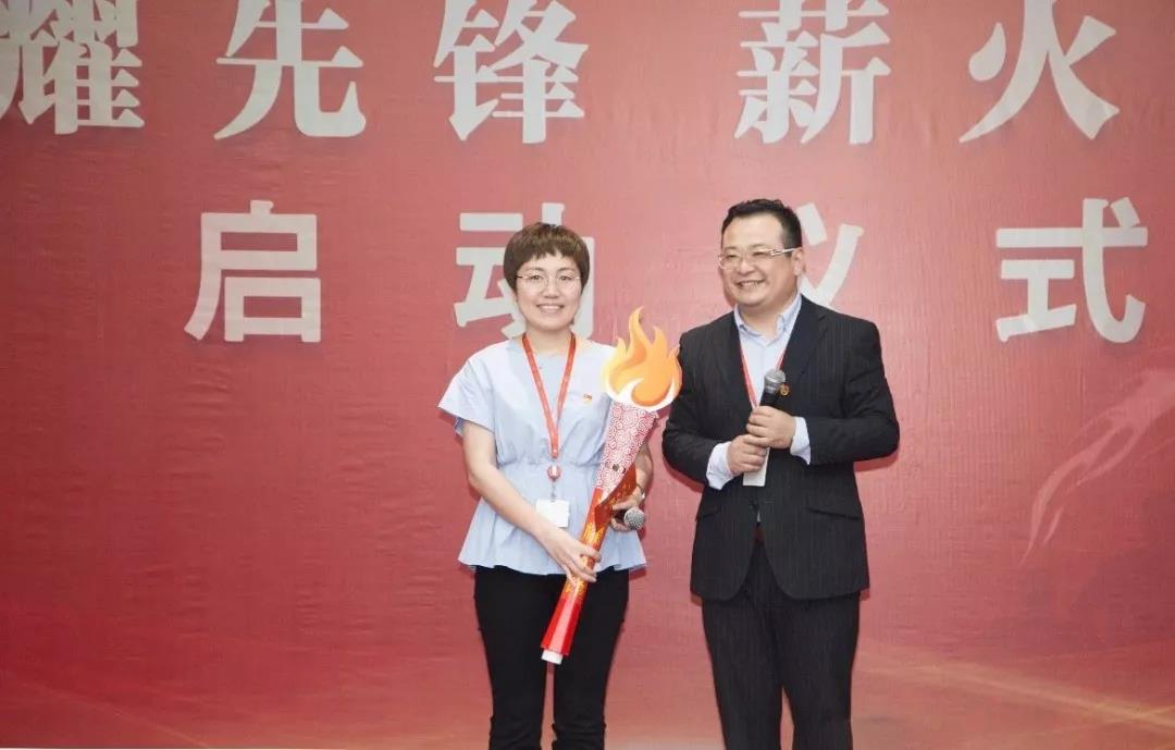 光耀先鋒  薪火接力 傳遞先鋒精神，開拓全新事業(yè)   張建軍—葉根源(圖1)